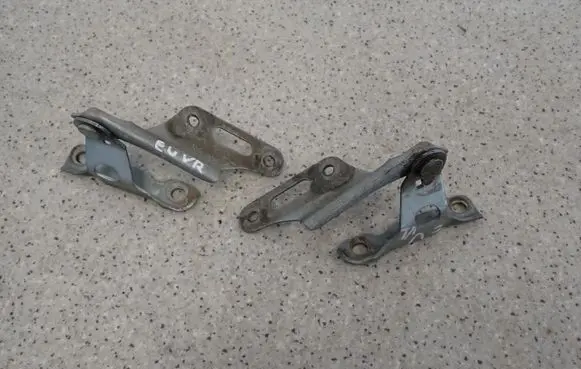 Honda Civic Engine bonnet/hood hinges 
