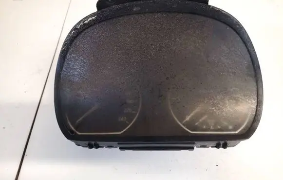 BMW 1 E81 E87 Speedometer (instrument cluster)