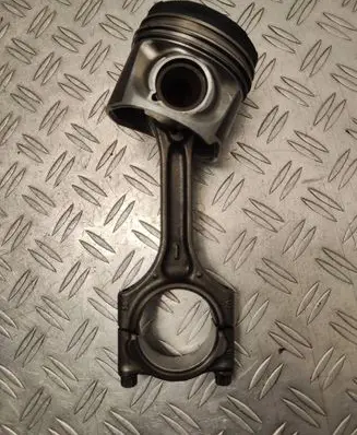 Volvo XC60 Piston with connecting rod 81l123
