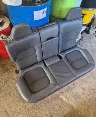 Volvo V70 Rear seat 