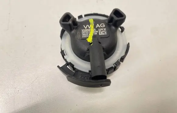 Skoda Kodiaq Airbag deployment crash/impact sensor 3Q0959354A 250222 1802229831