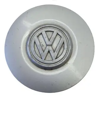 Volkswagen Golf III Original wheel cap 1H0601151B 1H0601149B