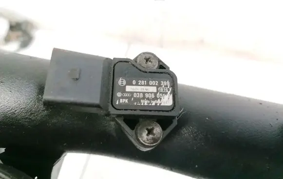 Ford Focus Air pressure sensor 0281002399