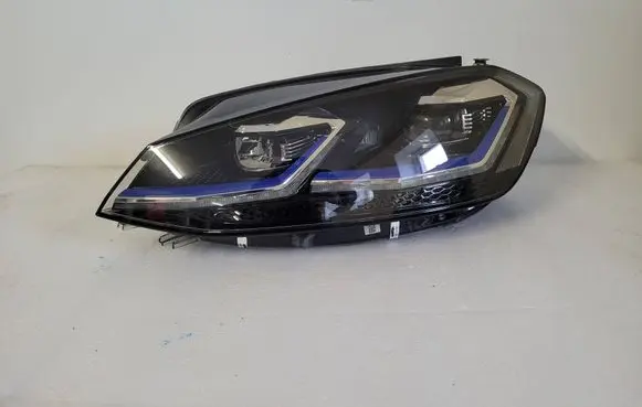 Volkswagen Golf VII Headlight/headlamp 5G1941081F