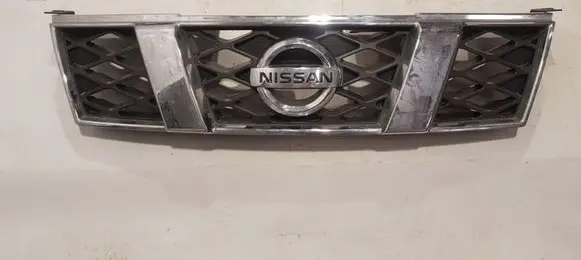 Nissan X-Trail T31 Front bumper upper radiator grill 62310JG40A