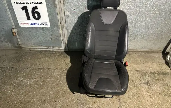 Ford Kuga II Front passenger seat CV4A9661704CD