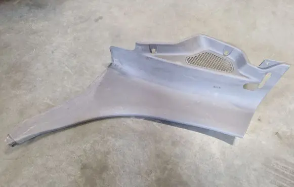 Mitsubishi L200 (C) pillar trim 7212A039