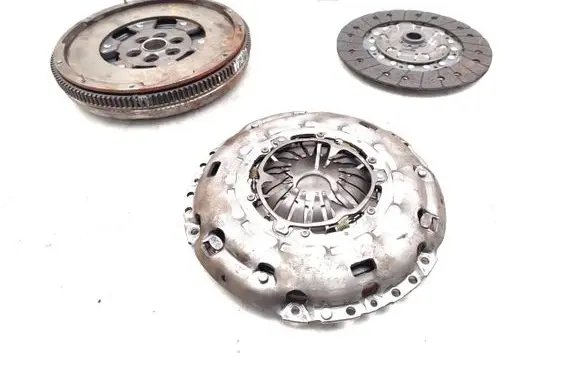 Audi A3 S3 8P Clutch set kit 415043110