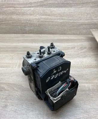 Ford Mondeo Mk III ABS Pump 0265950155 4S712C405AA