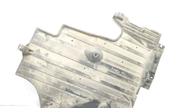Ford Focus Rear underbody cover/under tray JX6B9D183BB R4ZQA