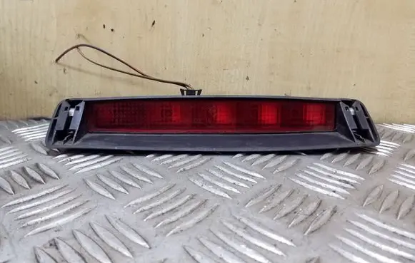Renault Clio II Third/center stoplight