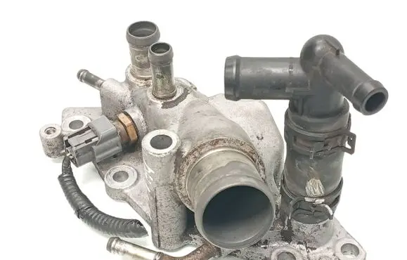 Nissan Juke I F15 Engine coolant pipe/hose 120726C687