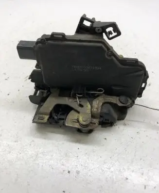 Seat Leon (1M) Rear door lock 3B4839015A