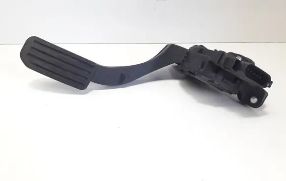 Ford Mondeo MK IV Accelerator throttle pedal 6G929F836PC