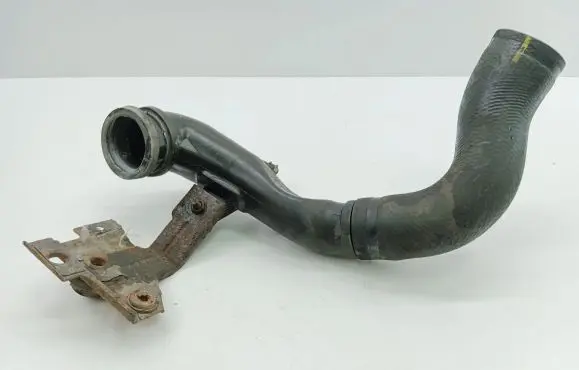 Toyota Avensis T270 Intercooler hose/pipe