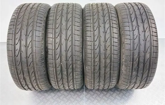 Audi Q3 F3 R18 summer tire 