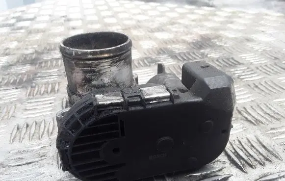 Renault Trafic II (X83) Throttle valve 8200330810