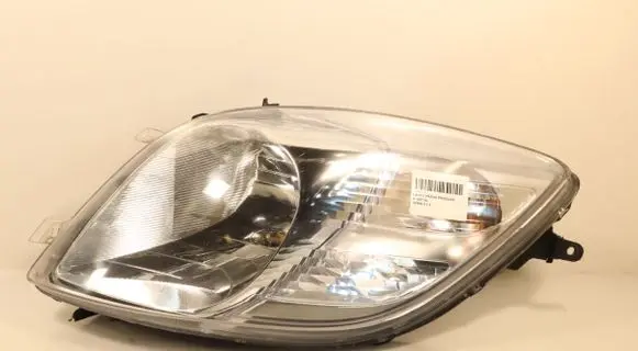 Toyota Yaris Headlight/headlamp 00208431
