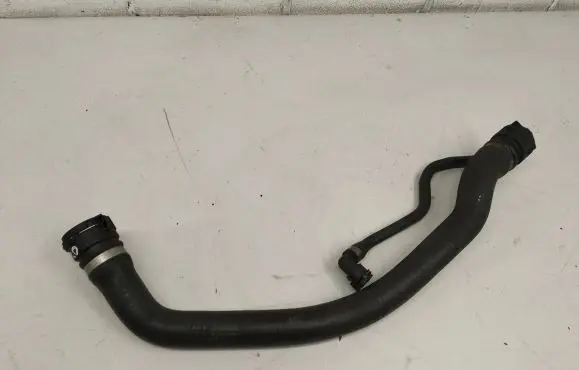 BMW 5 E60 E61 Engine coolant pipe/hose 7787449