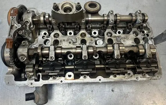 BMW 6 F06 Gran coupe Engine head 760347506 761928407