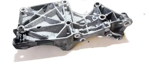 Volkswagen PASSAT B6 Engine mounting bracket 03g903143