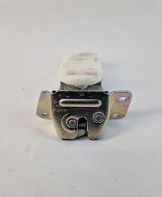 Mitsubishi Outlander Tailgate/trunk/boot lock/catch/latch