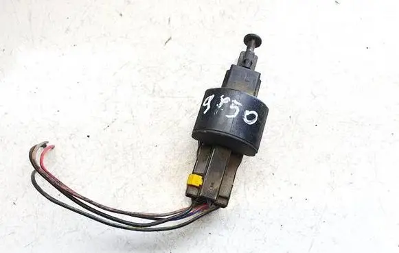 Opel Astra G Brake pedal sensor switch 09132299