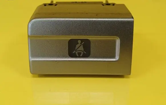 Nissan X-Trail T30 Passenger airbag on/off switch 