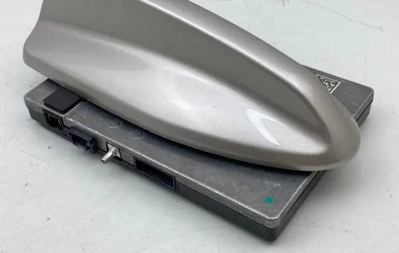 Volvo V90 Cross Country Aerial GPS antenna 32364060 32364060AA 32364074