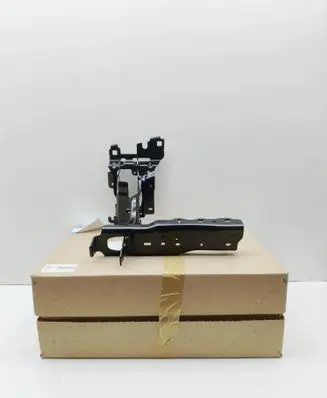 BMW 7 G70 Headlight/headlamp mounting bracket 51649464028 9464028