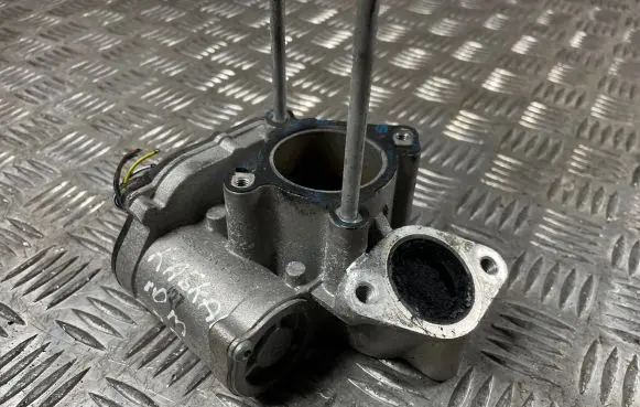 Nissan Qashqai EGR valve A2c53179081