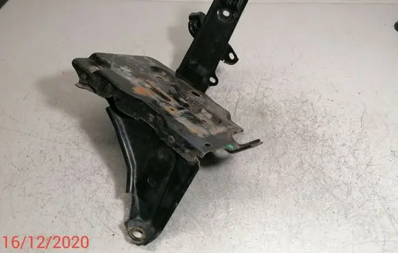 Battery tray