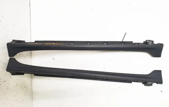 Sill/side skirt trim