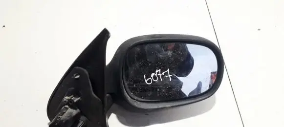 Nissan Micra Front door electric wing mirror 12373010