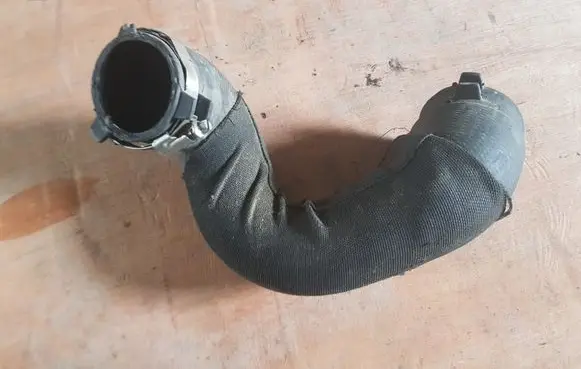 Audi A6 S6 C6 4F Engine coolant pipe/hose