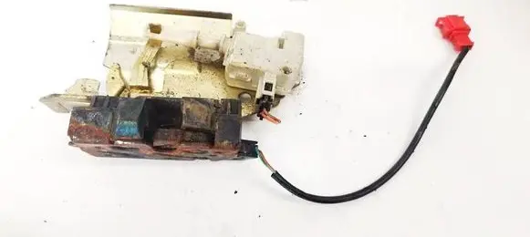 Seat Alhambra (Mk1) Tailgate/trunk/boot lock/catch/latch 