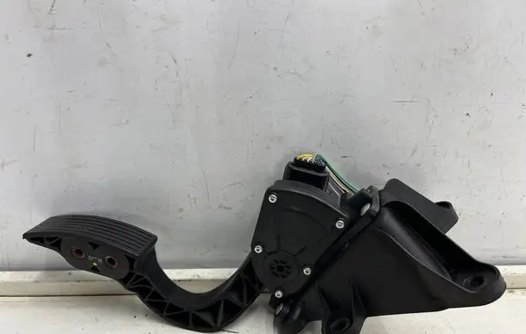 Hyundai Grandeur Accelerator throttle pedal ckv0067a-3l000