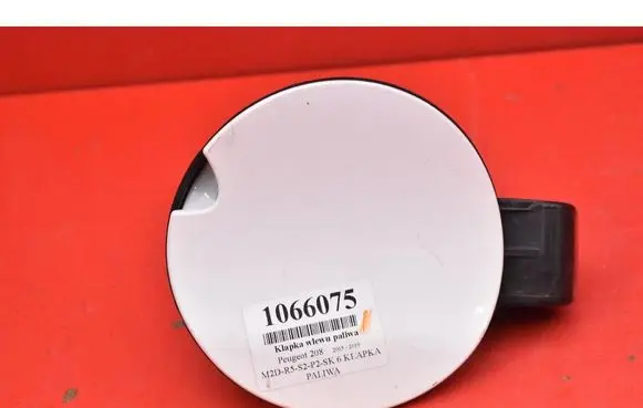 Peugeot 208 I Fuel tank cap 9673905980