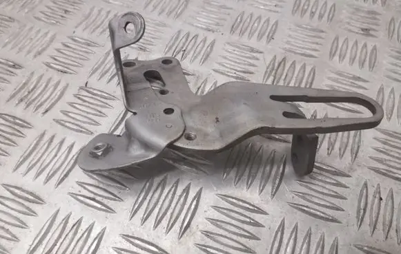 Volkswagen Jetta VI Other engine bay part 03L103369AG