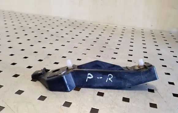 Hyundai Santa Fe Front bumper mounting bracket 865162B000