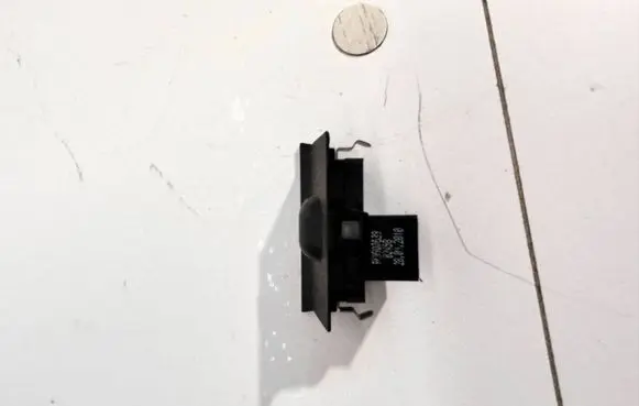 Audi A4 S4 B8 8K Sun solar sensor 8K0907539 02458 28092010
