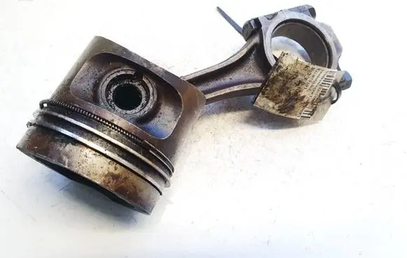 Volkswagen Golf II Piston with connecting rod 075193