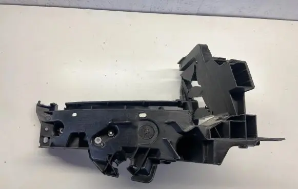 Audi Q5 SQ5 Headlight/headlamp mounting bracket 8R0805608