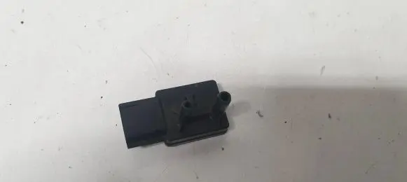 Volvo XC70 Exhaust gas pressure sensor 6G9N5L200AB 062260941201