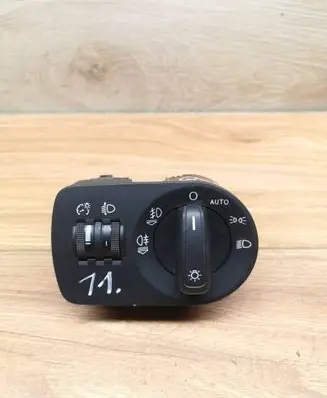 Audi Q3 8U Light switch 8U0919094