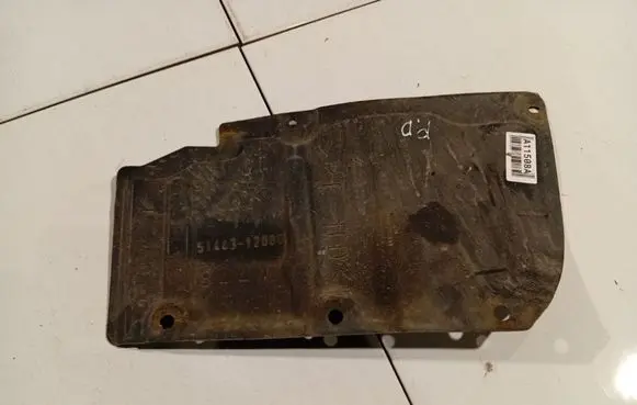 Toyota Auris 150 Engine splash shield/under tray 5144312080