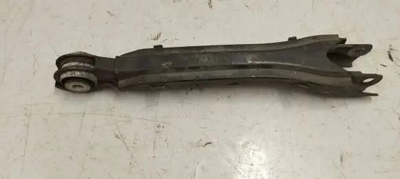 Mercedes-Benz C AMG W205 Rear control arm A2043521205 A2053523800