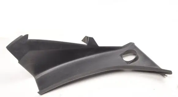 Tesla Model S Under headlight/headlamp trim 100667500E