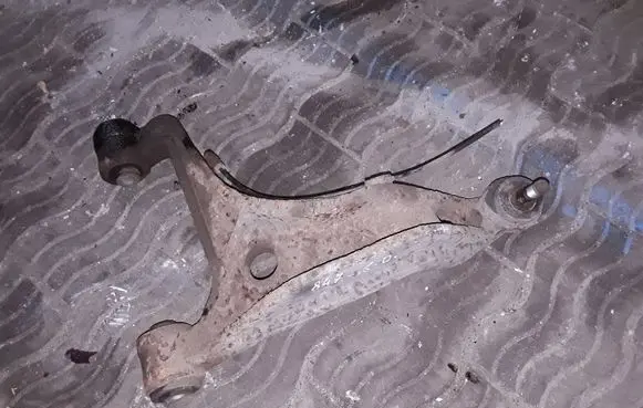 Suzuki Grand Vitara II Rear upper control arm/wishbone NOCODE