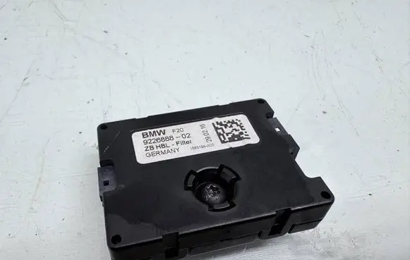 BMW 1 F20 F21 Aerial antenna filter 9226888 922688802